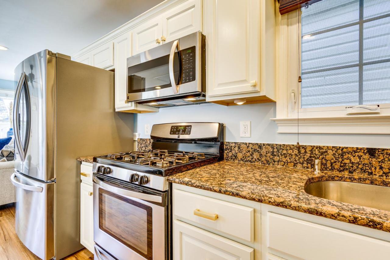 New Jersey Abode - Near Theme Parks, Walk To Beach Keansburg エクステリア 写真