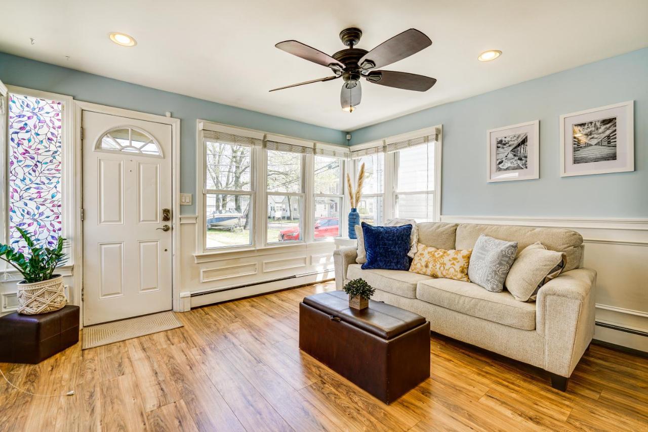 New Jersey Abode - Near Theme Parks, Walk To Beach Keansburg エクステリア 写真